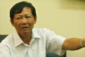 Giám đốc đánh nhân viên sân golf: “Chỉ gõ nhẹ vào đầu”